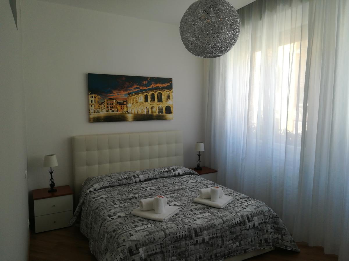 Отель A Casa Di Luca Верона Экстерьер фото