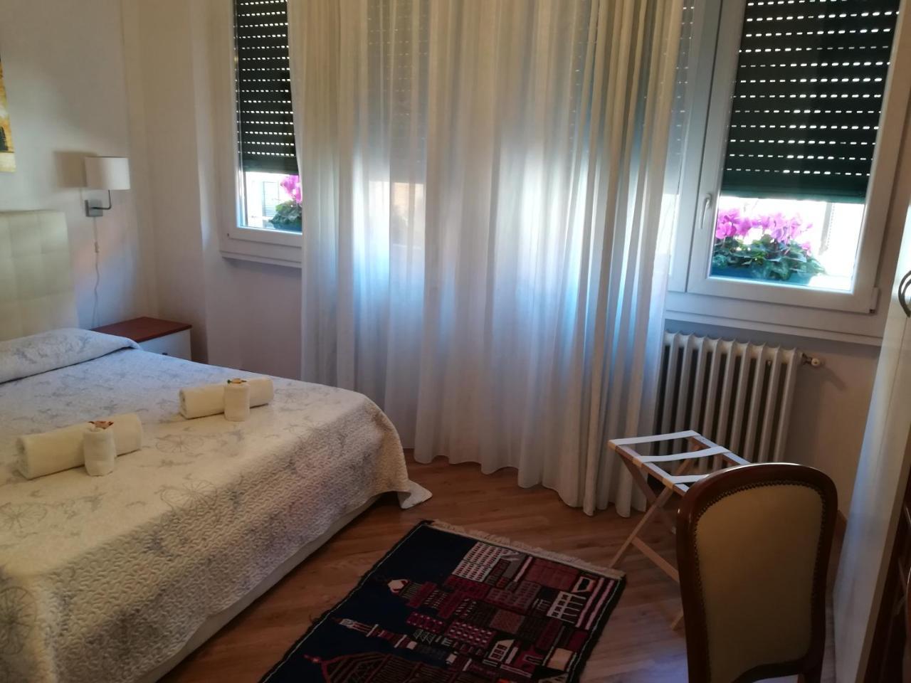 Отель A Casa Di Luca Верона Экстерьер фото