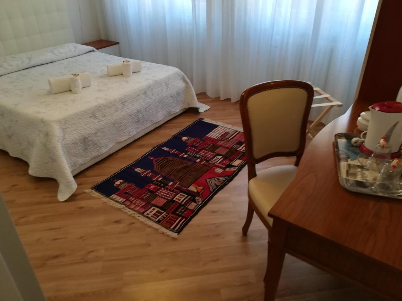Отель A Casa Di Luca Верона Экстерьер фото